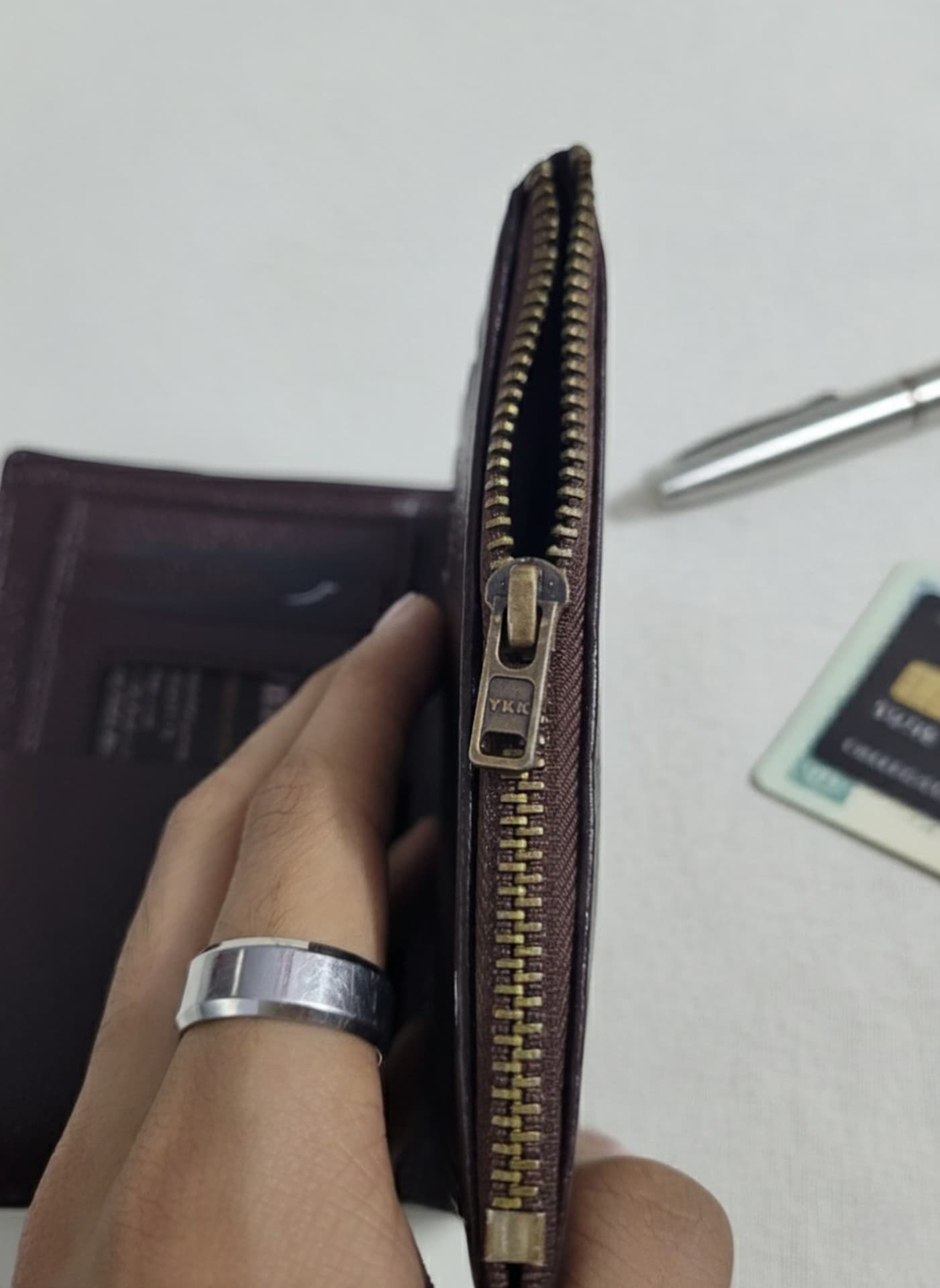 Genuine Leather Wallet - Detach thumbnail 4
