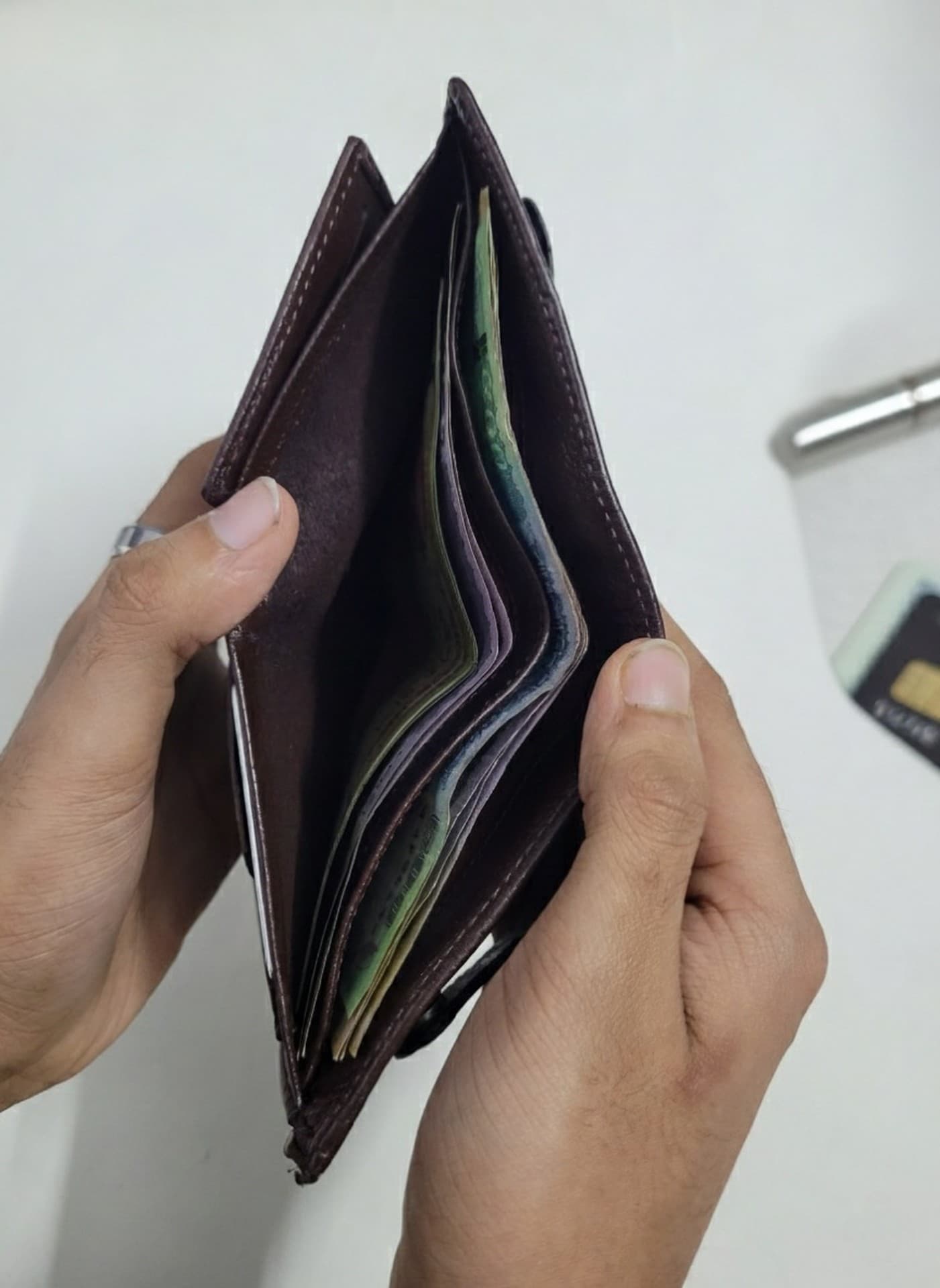 Genuine Leather Wallet - Detach thumbnail 8
